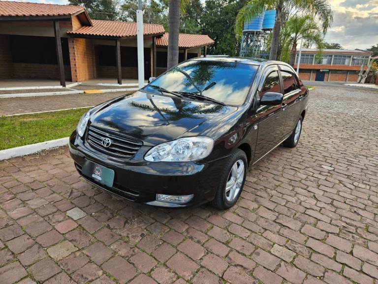 TOYOTA - COROLLA - 2003/2003 - Preta - R$ 33.900,00