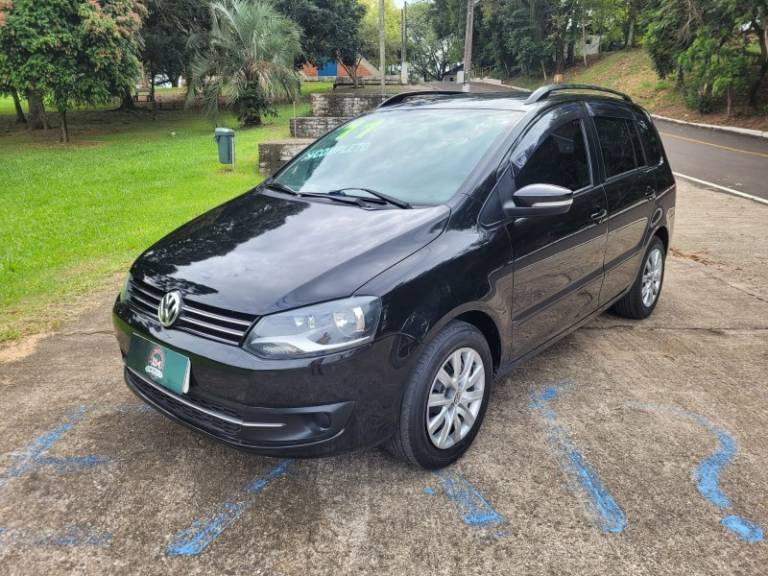 VOLKSWAGEN - SPACEFOX - 2011/2011 - Preta - R$ 39.900,00