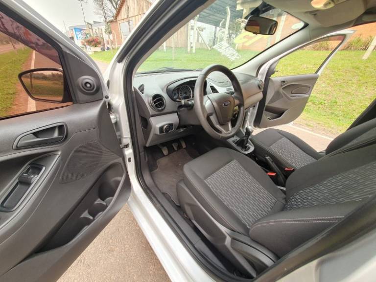 FORD - KA - 2015/2015 - Prata - R$ 42.900,00