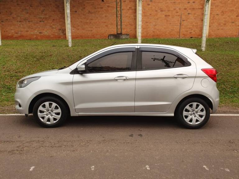 FORD - KA - 2015/2015 - Prata - R$ 42.900,00