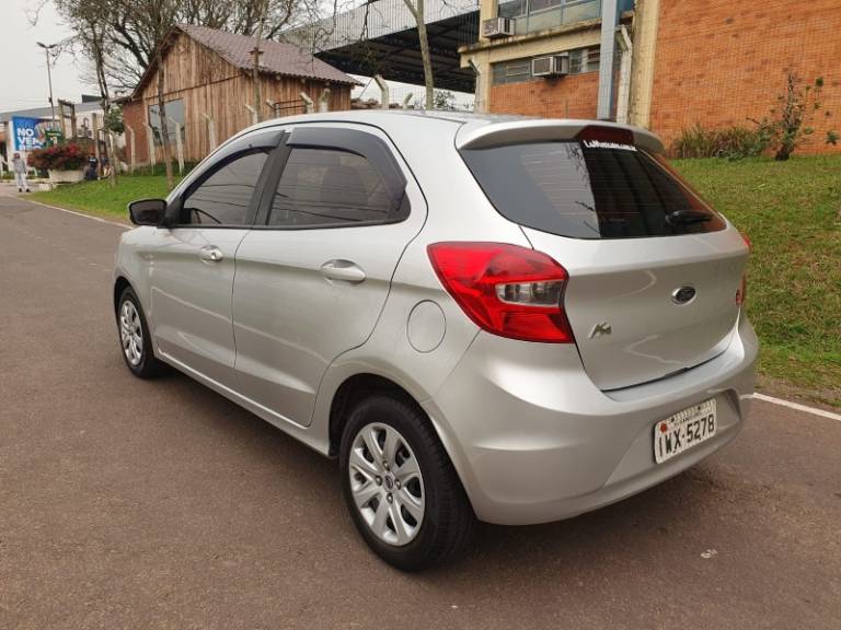 FORD - KA - 2015/2015 - Prata - R$ 42.900,00