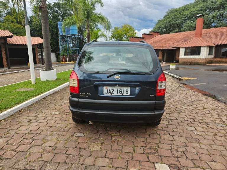 CHEVROLET - ZAFIRA - 2007/2008 - Azul - R$ 33.900,00