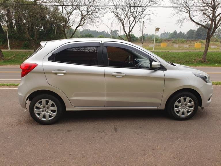 FORD - KA - 2015/2015 - Prata - R$ 42.900,00