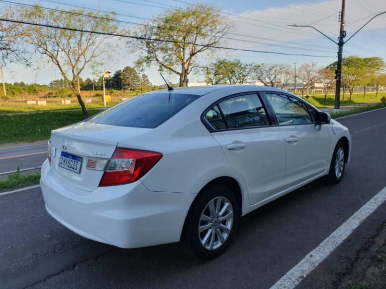 HONDA - CIVIC - 2012/2012 - Branca - R$ 66.900,00
