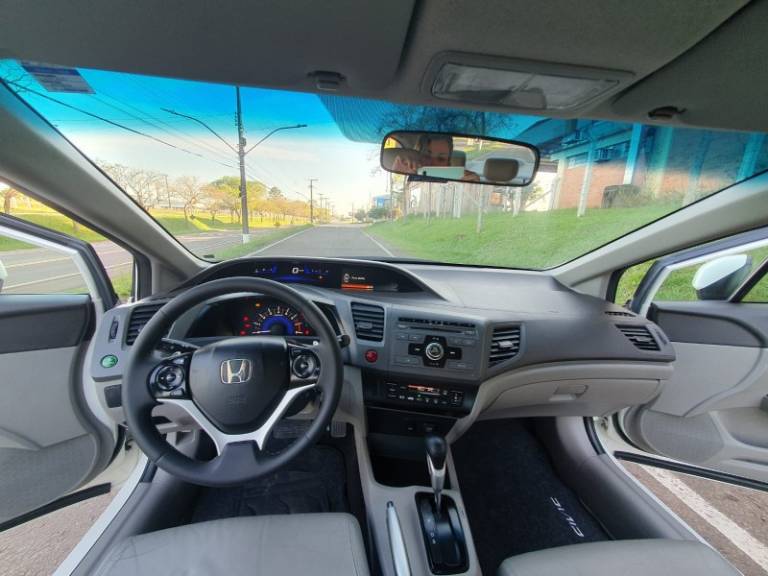 HONDA - CIVIC - 2012/2012 - Branca - R$ 66.900,00