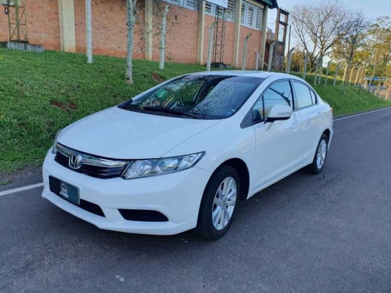 HONDA - CIVIC - 2012/2012 - Branca - R$ 66.900,00